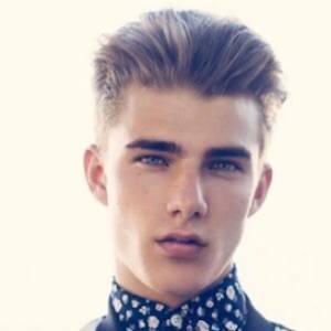 Matthew Pollock, 27 (Modella)