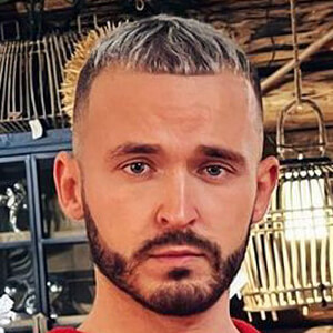 Matthew Zrebný image 8