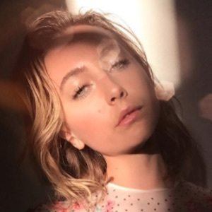 Mavournee Hazel image 8