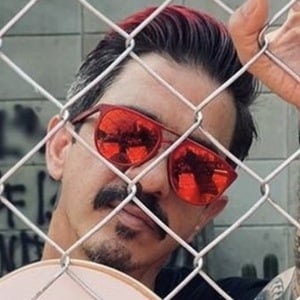 Max Barrera, 37 (Skateboarder)