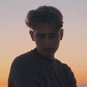 Max Campbell image 6