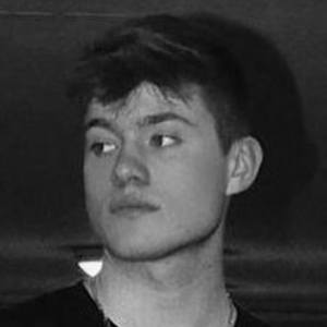 Max Gwod, 24 (Estrella de TikTok)