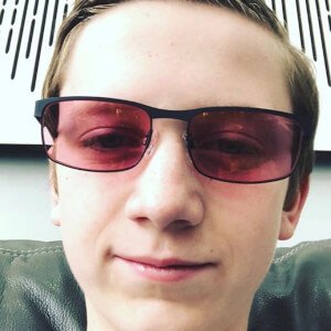Max Pettit image 8