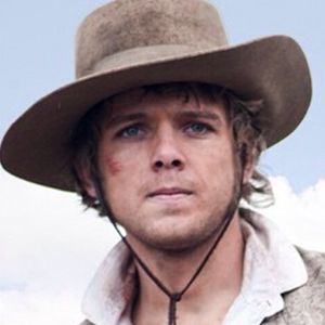 Max Thieriot image 4