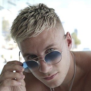 Max Wyatt, 27 (Instagram Star)