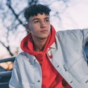 Maximo Rivano, 21 (Звезда Тиктока)