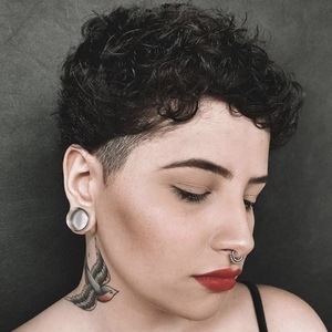 Mayara Pereira, 28 (YouTube Star)