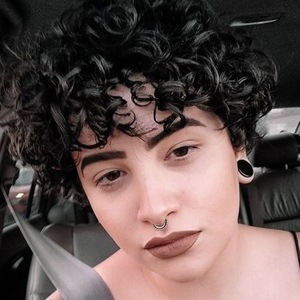 Mayara Pereira, 28 (YouTube明星)