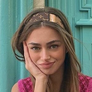 maybeshanaa, 22 (TikTok明星)