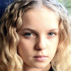 Meesha Garbett image 6