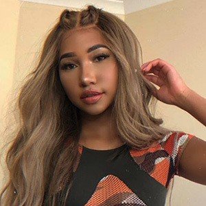 Meg Kylie, 28 (Instagram Star)