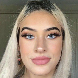 Megan Bolton, 23 (TikTok Star)