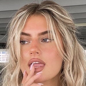 Megan James image 4