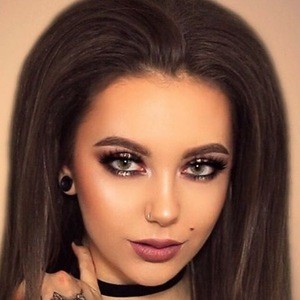 Melania Yaneva image 3