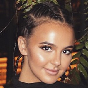 Melina Farahani, 26 (TikTok明星)