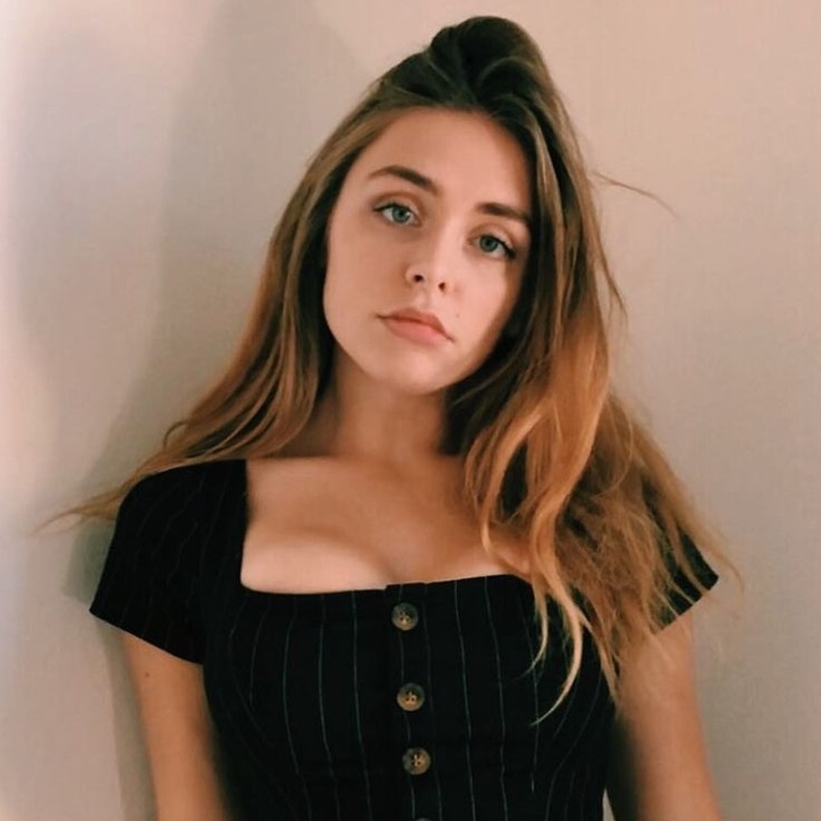 Melina Goransson, 27 (Twitch Star)