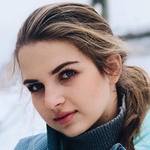 Melisa Beleli, 27 (YouTube明星)