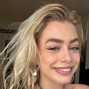 Melissa Bentsen, 28 (Instagram Star)