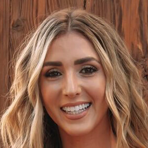 Melissa Gitt, 38 (Blogger)