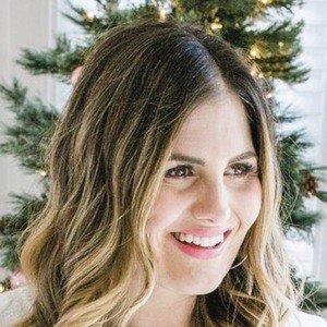 Melissa Johnson, 39 (Blogger)