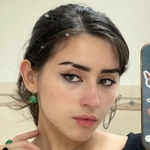 mellowbellohellno, 27 (TikTok Star)