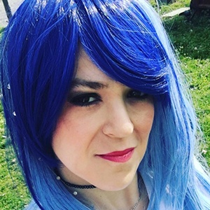 Melody Mainville, 43 (Estrella de YouTube)