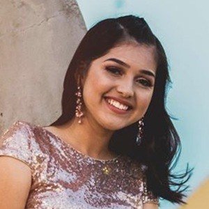 Melody Valadez, 19 (YouTube Star)