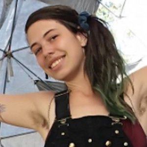 Memorie Holiday, 35 (Family Member)