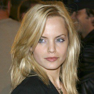 Mena Suvari image 7