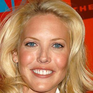 Mercedes McNab, 43 (Actriz de Televisión)