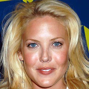 Mercedes McNab image 3