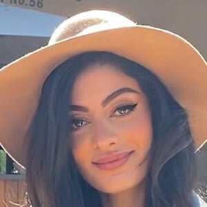 Merhan Keller, 34 (Model)