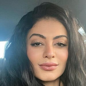 Merhan Keller image 12