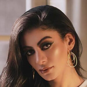 Merhan Keller image 7