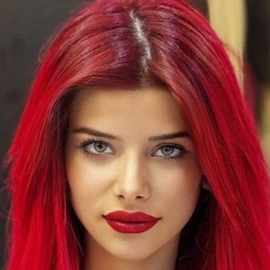 Merve Yalcin image 5
