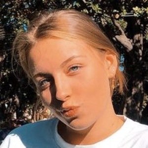 Mia Challiner image 5