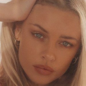 Mia Ellingsen, 30 (Instagram Star)