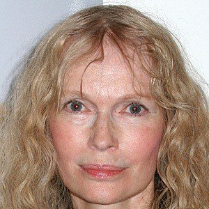 Mia Farrow, 80 (電影女演員)