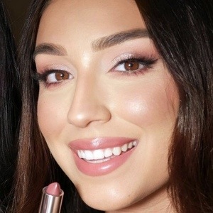 Mia Galvan, 26 (TikTok明星)