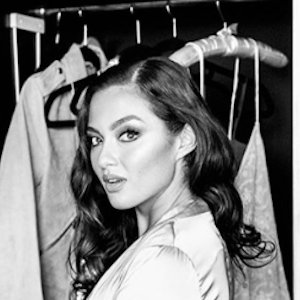 Mia Kang image 3