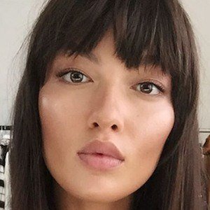 Mia Kang image 7
