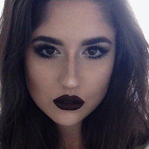 Mia Layla, 30 (Instagram Star)