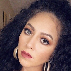 Mia Nikole