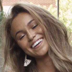 Mia Salazar, 24 (Star di YouTube)