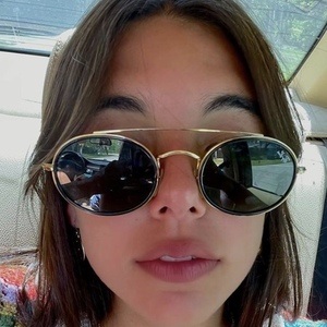 Mia Valdes, 21 (TikTok Star)