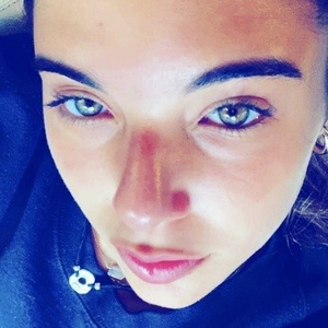 Mia Valdes, 21 (TikTok明星)