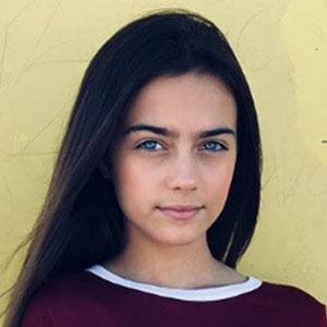 Mia Vazquez, 19 (Blogger)