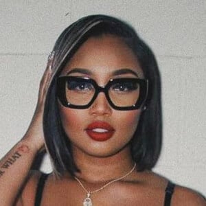 Birth Charts of Celebrities born on 1. Dezember