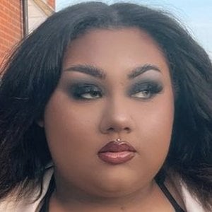 Miah Carter, 22 (TikTok Star)