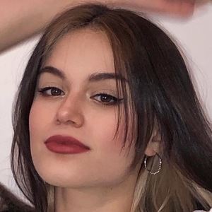 Mica Esposito, 26 (Star di YouTube)